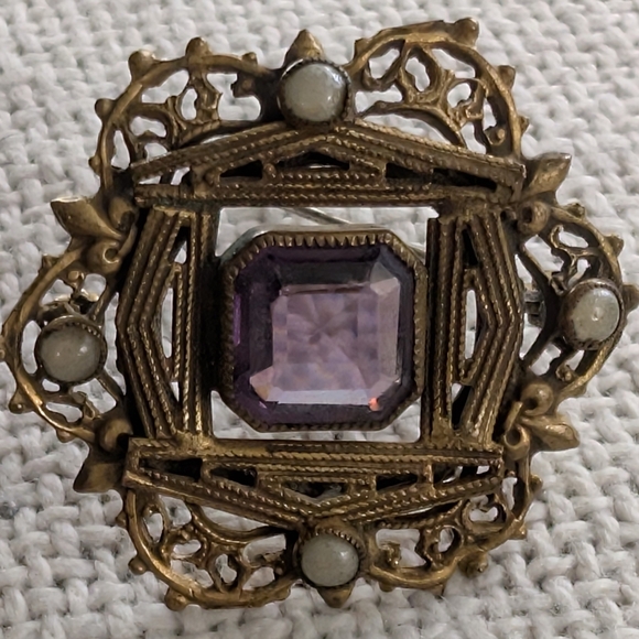 Beautiful Amethyst GF Pin/Brooch